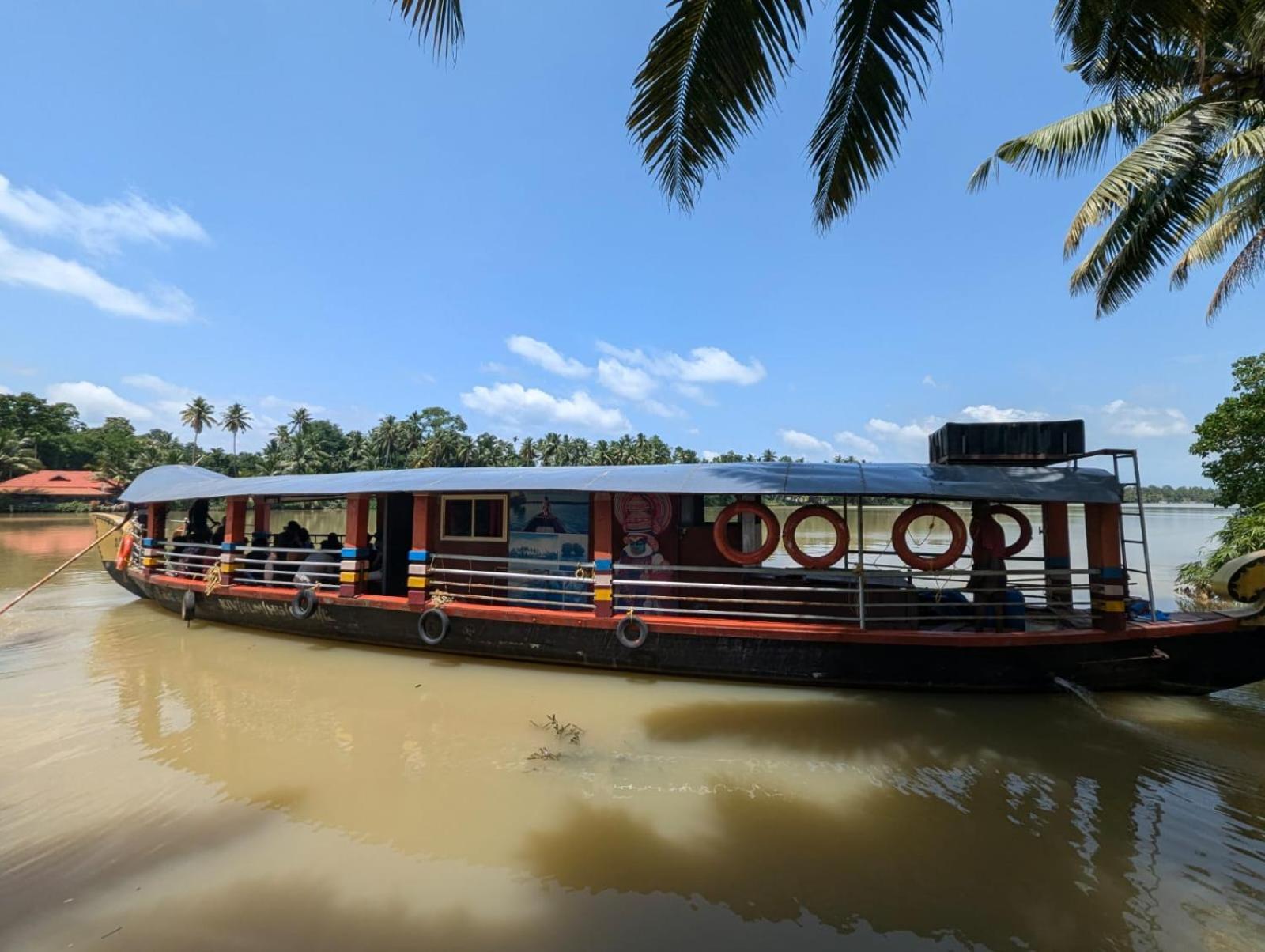 Islandstay-A Riverside Property كولاّم المظهر الخارجي الصورة